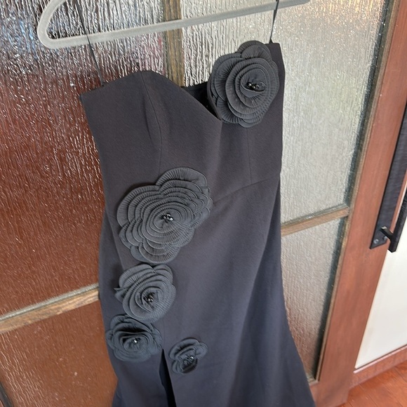 Helsi - Gisele - Sweetheart Neckline Floral Applique Evening Dress size Large - Picture 11 of 15